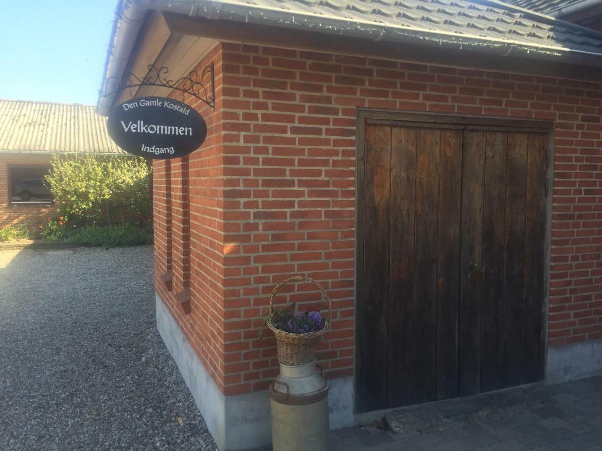 Den Gamle Kostald Bed & Breakfast Holsted 外观 照片